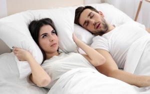 Turunkan Berat Badan Hingga Rajin Minum, Ini 7 Tips Sederhana Hilangkan Kebiasaan Mendengkur