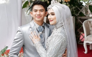 Panggil Nadya 'Dek' Ala Lesty, Sikap Rizki DA Kaku Ucap Selamat Wisuda Tuai Sindiran