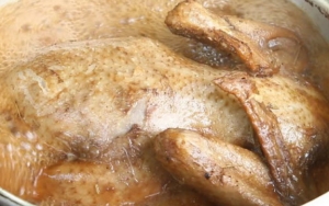 Diamkan Bebek yang Telah Direbus Semalaman