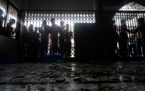 Ledakan Terjadi di Masjid Bangladesh, Puluhan Orang Tewas Saat Salat Berjemaah