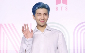 Makin Kekar dan Berotot, Bodi Seksi RM BTS Jadi Perbincangan