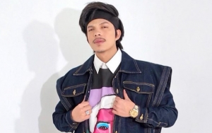 Begini Reaksi Atta Halilintar Saat Pakai Batik dan Celana Jeans Belel Dipermasalahkan