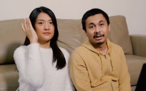 Raditya Dika Pamer Foto 'Duo Hamil' Bareng Istri, Kaki Anissa Aziza Bengkak Sebelah Jadi Sorotan