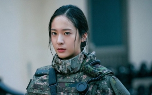 Keren Abis Jadi Tentara, Staf Puji Krystal Sempurna Mainkan Karakter di 'Search'