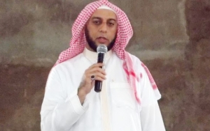 Ditusuk Orang Tak Dikenal, Syekh Ali Jaber Ungkap Pisau Sempat Patah di Dalam