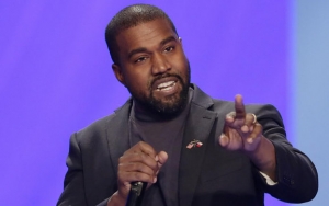 Kembali Berulah, Kanye West Kencingi Piala Grammy Hingga Minta Bantuan Taylor Swift dan Drake