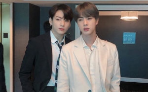 Jin BTS Mati-Matian Bangunin Jungkook Tidur Siang Karena Alasan Menyentuh Ini
