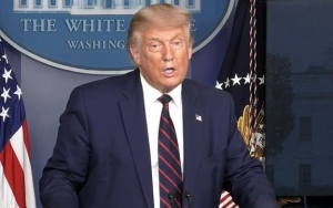 Usai Tuding CDC Salah Informasi, Kini Trump Klaim Vaksin COVID-19 Tersedia pada 2021
