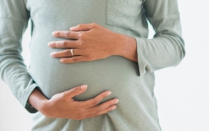 Seorang Suami Sayat Perut Istrinya yang Sedang Hamil Gara-Gara Penasaran Jenis Kelamin Bayi