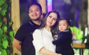 Suami Tajir Melintir, Momo Geisha Jawab Tudingan Numpang di Rumah Mewah Milik Mertua