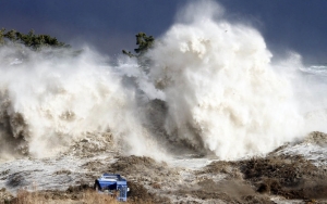 Pakar LIPI Ungkap Prediksi Waktu Kejadian Tsunami Besar 20 Meter, Kapan?