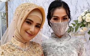Nadya 'Bumil' Curi Hati Iis Dahlia Mama Rizki DA, Potret Senyum Tegar-Cantik di Sawah Banjir Pujian