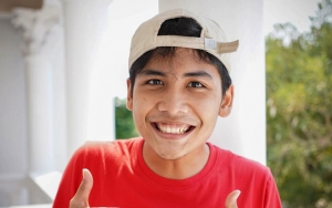 Bintang Emon Beri Pembelaan Satir Untuk Menkes Terawan Usai Tak Hadir di 'Mata Najwa'