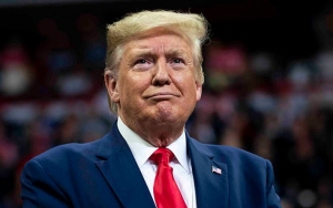 Sempat Kesulitan Bernapas dan Harus Dirawat di RS, Trump 'Ngotot' Tak Limpahkan Pekerjaan ke Wapres