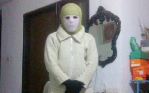 Usai Gilang 'Bungkus Jarik', Kini Viral Fetish Serbet Bak Jadi Mumi