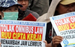 Alasan DPR RI Kebut Pengesahan Omnibus Law UU Ciptaker 