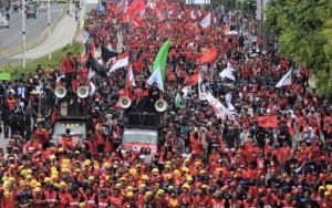 Perhatikan! Ini Cara Cegah Tertular Corona Saat Ikut Demo Di Tengah Pandemi