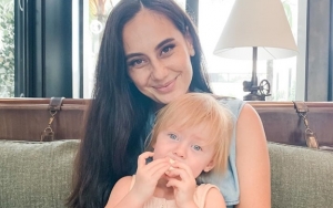 Tinggal di Singapura, Putri Bule Marissa Nasution Berburu Kerupuk Bikin Gemas