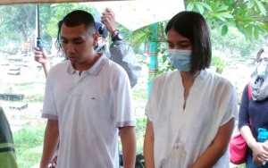 Rayi Putra Sebut Mendiang Ibunya Sebagai Perempuan Yang Tangguh, Ternyata Sudah Lama Idap Sakit Ini