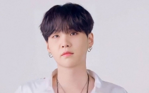 Suga Tetap Totalitas di Konser BTS Meski Cedera, Profesionalisme Tuai Pujian