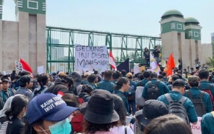 Beredar Surat Kemendikbud Larang Mahasiswa Berdemo, Ini Faktanya