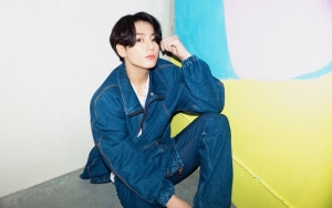 Cerita Menyentuh Lulusan SOPA Mati-Matian Lindungi Jungkook BTS Saat Wisuda