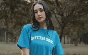 Anya Geraldine Seksi Pakai Gaun Putih ala Pengantin, Cari Keberadaan Suami Tuai Reaksi Halu