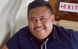 Ajudan Pribadi Sebar Undangan Nikah, Nama Syahrini Ikut Terseret