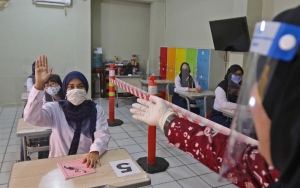 Sekolah Tatap Muka di Surabaya Bakal Dibuka, Pelajar Diwajibkan Tes Swab dan Imunisasi
