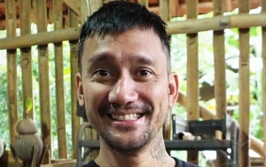 Tora Sudiro Bikin Shock Campur Ngeri Makan Natto Berlendir Bareng Telur Mentah, Gimana Rasanya?