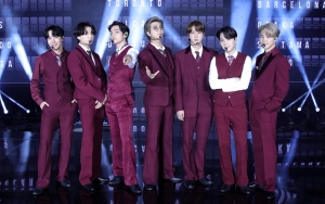 Staf Bandara Bagi Pengalaman Ketemu BTS, Member Ini Dipuji Habis-Habisan