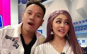 Vicky Prasetyo Ternyata Nyaris Lamar Jenita Janet, Reaksi Kini Bakal Ditinggal Nikah Jadi Sorotan