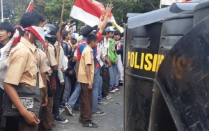 KPAI Bongkar Pihak yang Sengaja Ajak Pelajar Ikut Demo UU Ciptaker, Siapa?