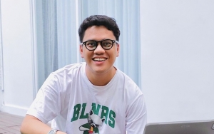 Arief Muhammad Beri Pernyataan Resmi Soal Baliho Viral, Bikin Kesal Sampai Disebut 'S3 Marketing'