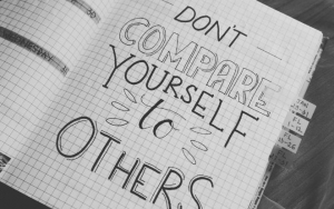 Berhenti Membandingkan Diri Sendiri dan Orang Lain