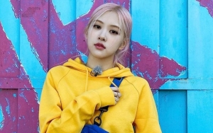 Rose BLACKPINK Pemotretan Seksi Banget, Buka-Bukaan Soal Suara Uniknya