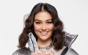 Agnez Mo Ingatkan Untuk Tak Lupakan 'Sang Ratu', Penggemar Langsung Bereaksi