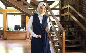 Terry Shahab Tegur Selebgram Stasya Karena Nyanyikan Lagunya Bersama Anjing 