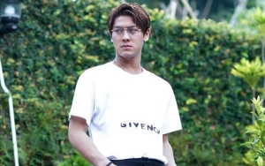 Rizky Billar Pamer Boneka, Curhat Bingung Gimana Cara Ngasihnya
