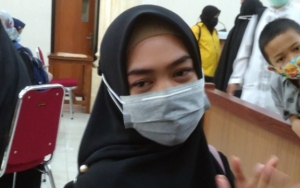 Ria Ricis Ngaku Trauma Usai Insiden Hijab Ditarik Orang Tak Dikenal di Mal, Bakal Lapor Polisi?