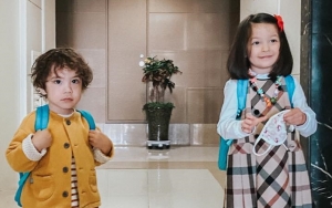 Imutnya Adik Cowok Na Eun dan Gun Hoo Debut Muncul di TV Lewat 'Superman Is Back'