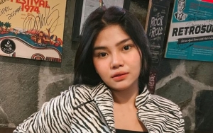 Rosa Meldianti Tampil Sporty Saat ke Mall, Netter Sindir Agar Tak Tahan Napas Lama-lama