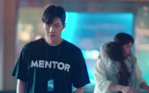 Suzy Peluk Nam Joo Hyuk di Depan Kim Seon Ho 'Start Up', Netizen Korea Nyesek