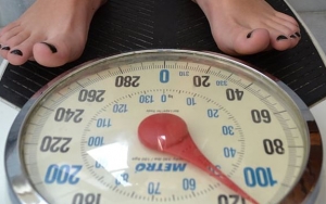 Pantau Berat Badan