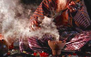 UU Ciptaker Resmi Ditandatangani, Paranormal Jadi Masuk Kelompok Tenaga Medis?