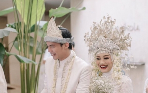 Dinda Hauw dan Rey Mbayang
