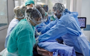Bagaimana Pasien COVID-19 Tanpa Gejala Bisa Tularkan Virus ke Orang Lain?