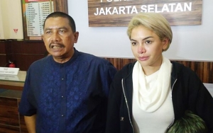 Diperiksa Terkait Laporannya Terhadap Elza Syarif, Nikita Mirzani Enggan Tempuh Jalan Damai