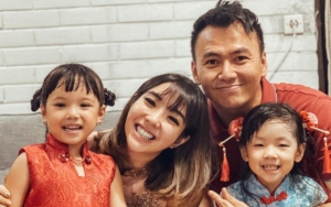 Gisel Trending Soal Isu Video Syur, Wijin 'Pacar' Pamer Gendong Gempi Main Air Diserbu Netizen