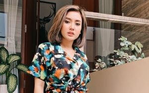 Cita Citata Pamer Momen Asyik Nikmati Senja, Busana Kelewat Seksi 'Minim Bahan' Jadi Perdebatan
